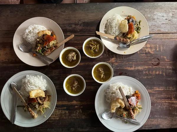 Food at Lawar Babi Guling Kayu Manis